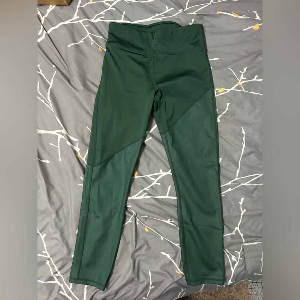 Cropped Fabletics Leggings
